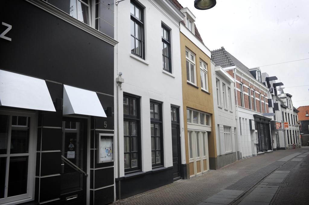 Oekepoek Down Town Bed & Breakfast Enschede Luaran gambar